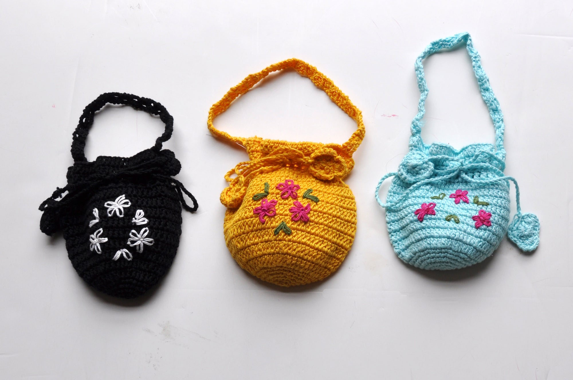 Crochet Preppy Halterkini Set with Matching Bag