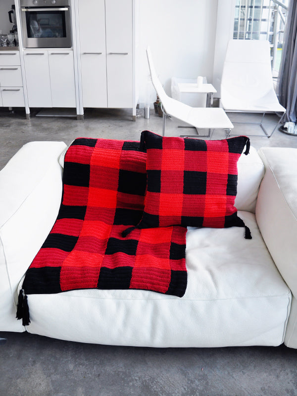 Buffalo Plaid Gingham Crochet Throw with Tassels